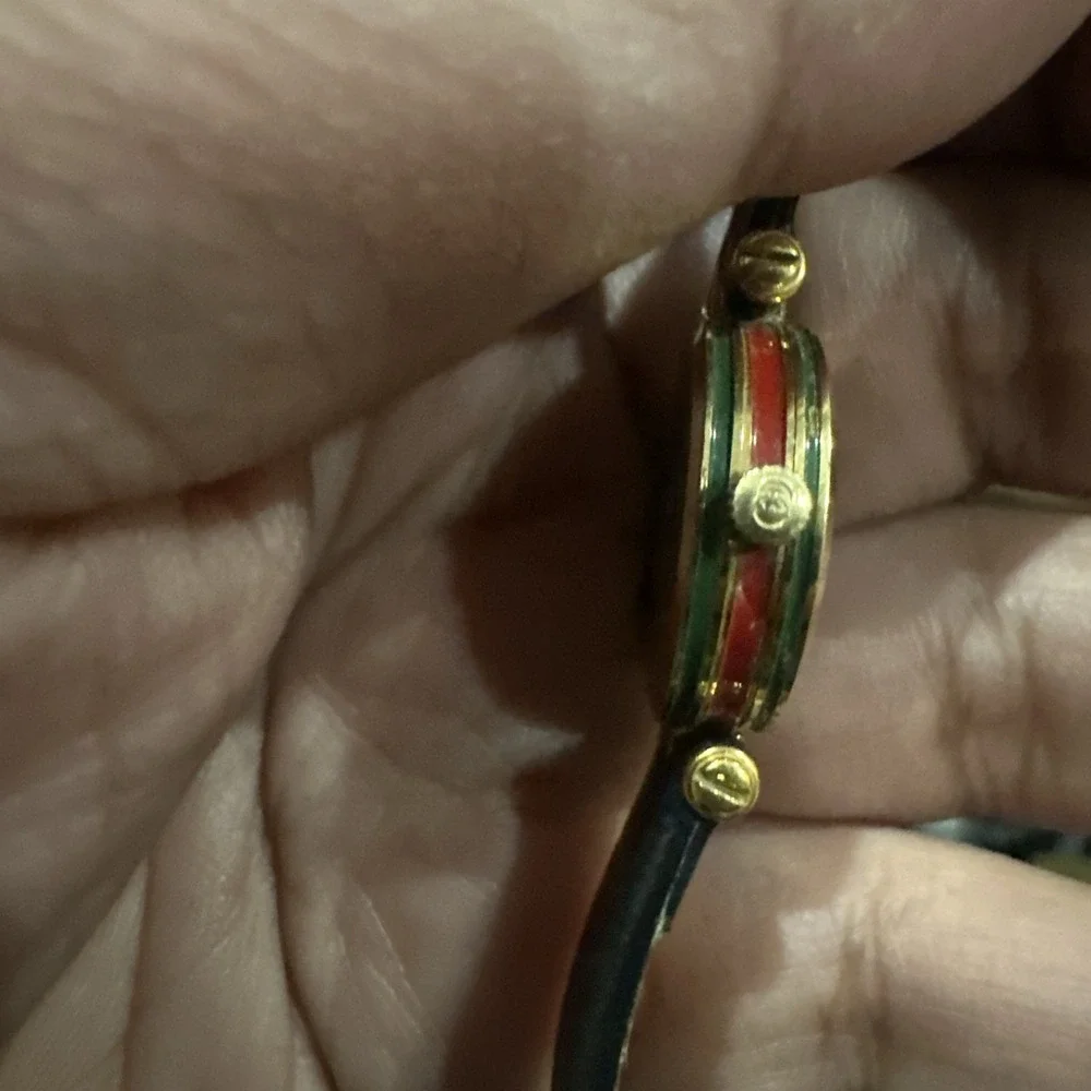 Vintage Authentic Gucci Swiss Made Ladies Watch Burgandi Sherry Line 22mm Repair